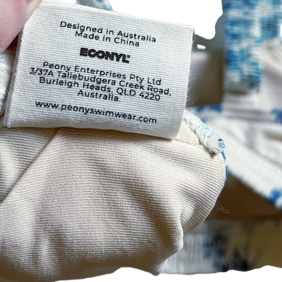 Peony NWOT Vacation Recycled Floral Bikini Top - Picture 7 of 8